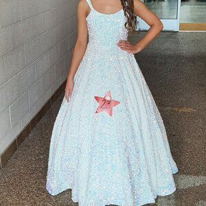Sherri Hill white sparkly pageant dress little girl size 10